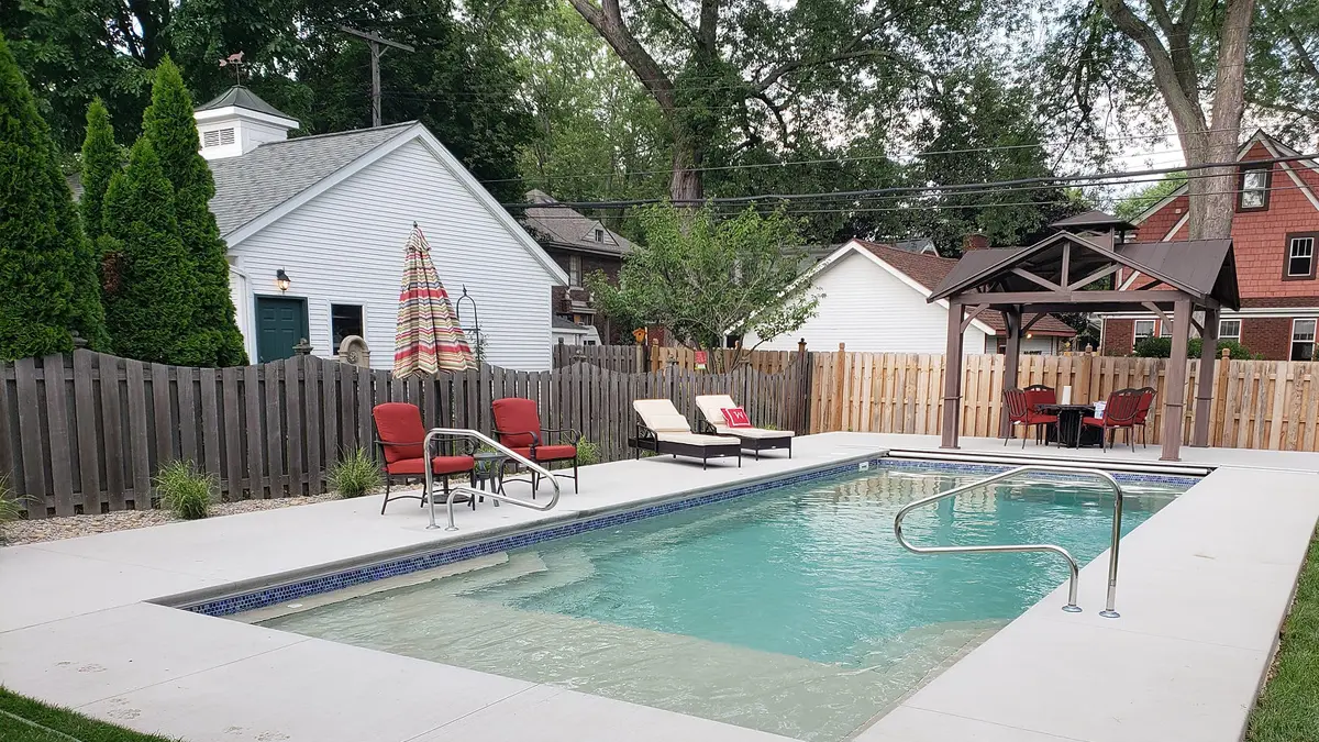 grand ledge pool slide 3