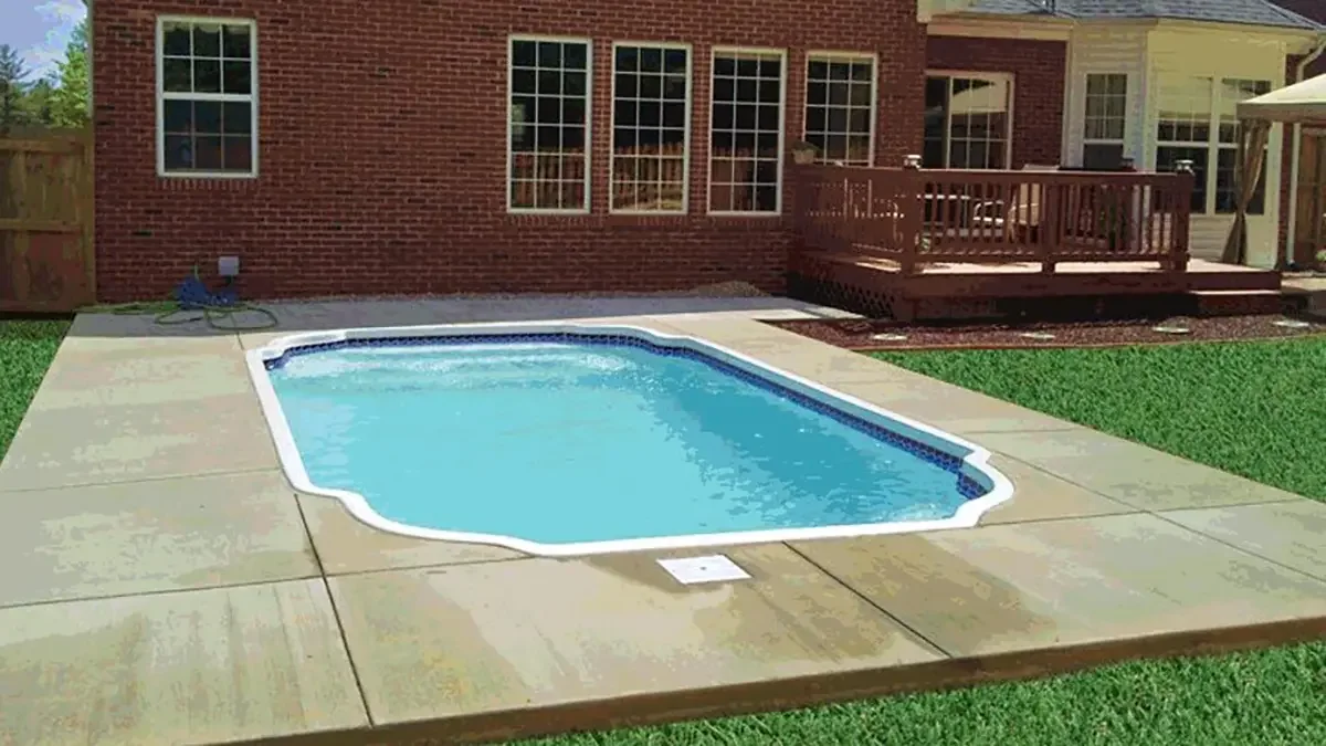 the kingston pool slide 1