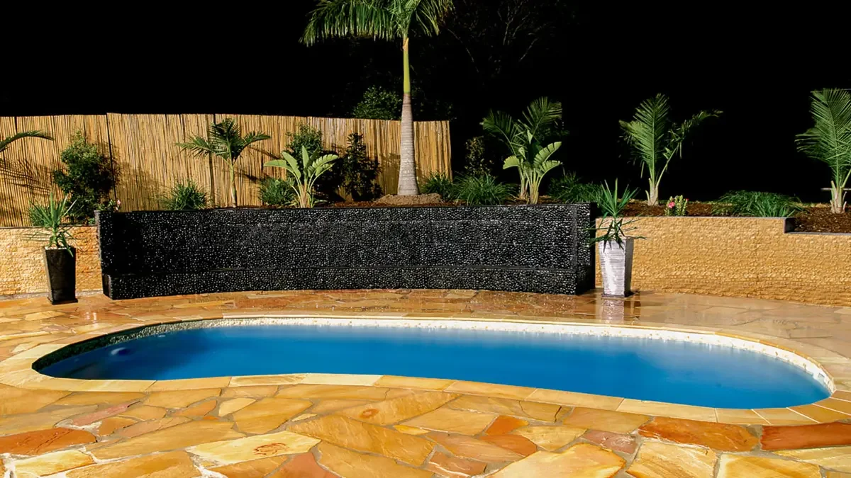 the tuscany™ 28 slide 6